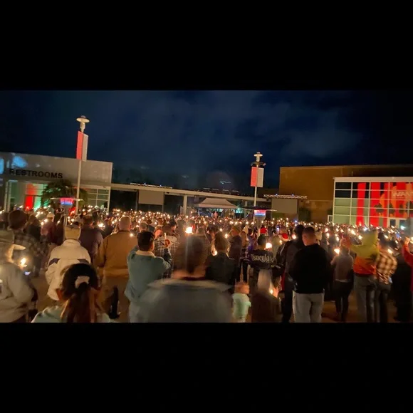 STAR WARS - THE CHILD PLUSH TOY 11” - Picture 8 of 9